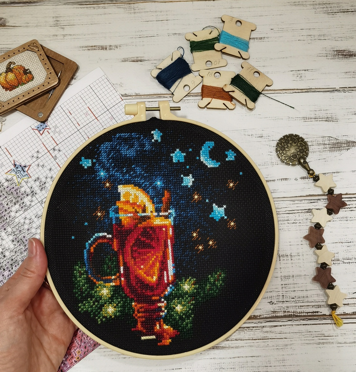 Вышивка крестиком "Новогодние пряности" от Риолис. Вышивает Ксения Kukanchik