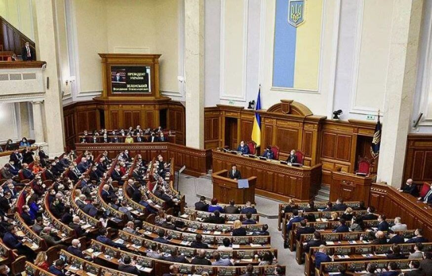    «Долой Москву! Долой Россию!»: в Раде призвали «вычищать пророссийскую шваль»