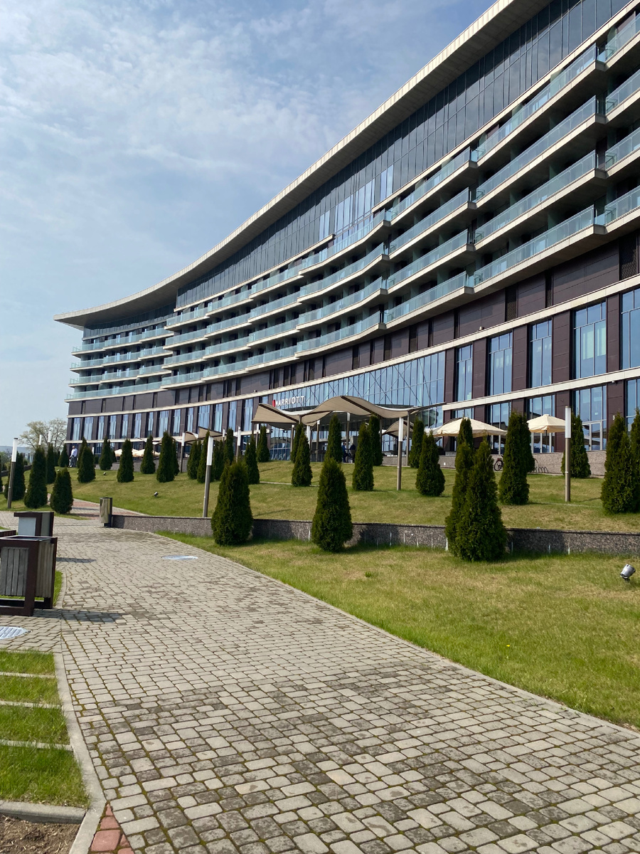 Minsk Marriott Hotel - вид с реки 