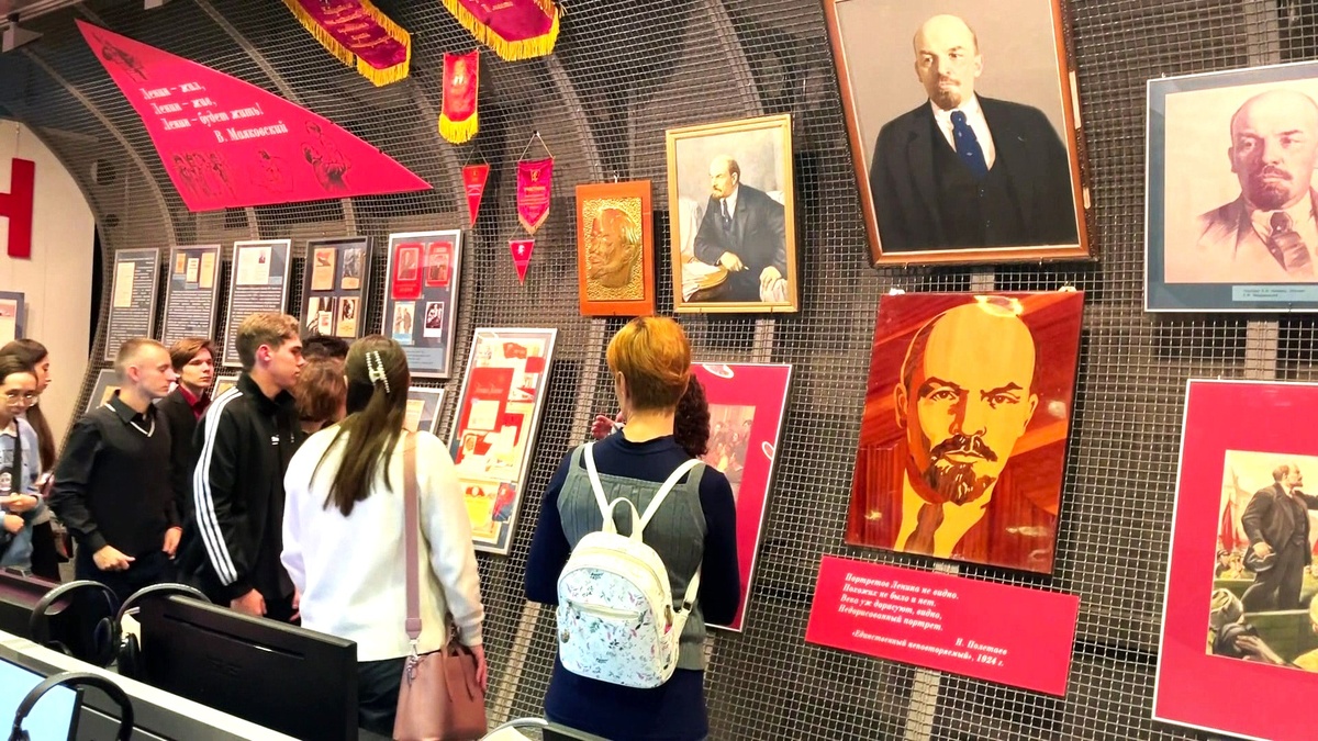    Артефакты о жизни Ленина выставили в сургутском музее