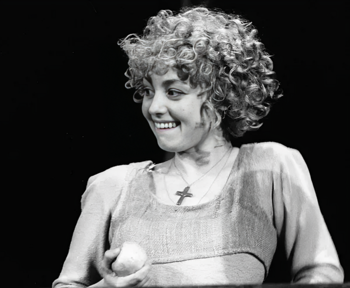 Елена Шанина в юности