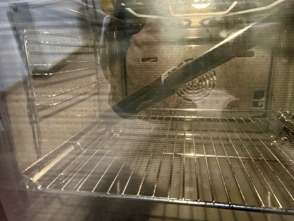 Выпекать коробку с магазином минут 20, при температуре 200 гр. Цельсия.