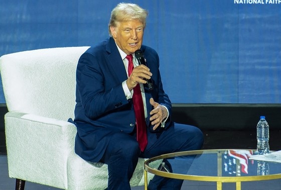    Дональд Трамп