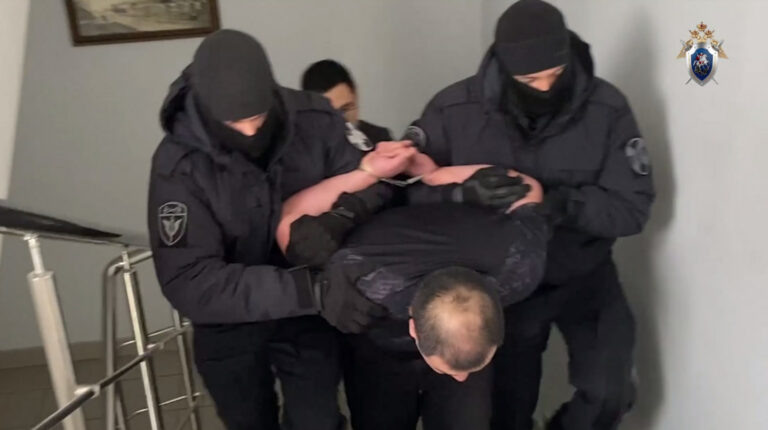    Против участников дорожного конфликта на Донгузской в Оренбурге возбуждено уголовное дело Белов Михаил Александрович