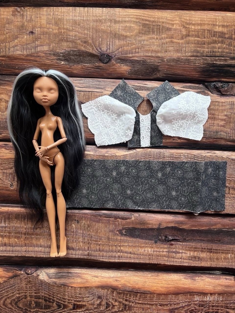 В процессе пошива аутфита. Листай, чтобы увидеть больше фото!