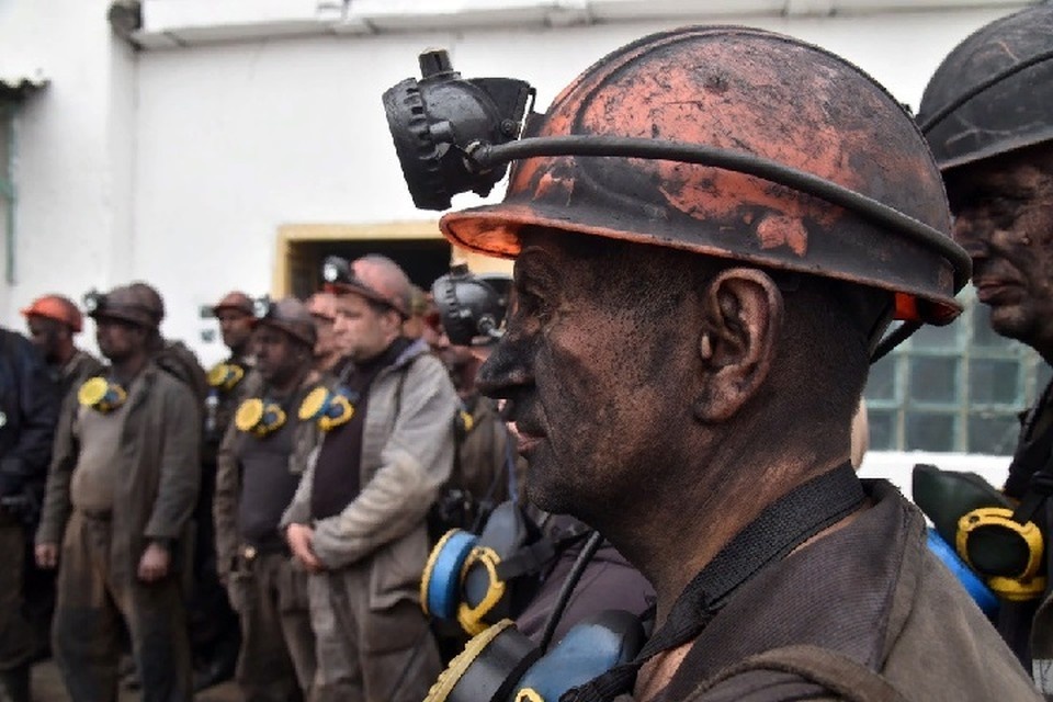    Доплату к пенсии устанавливают бывшим работникам угольной отрасли Донецкой Народной Республики. Фото: сайт Главы ДНР