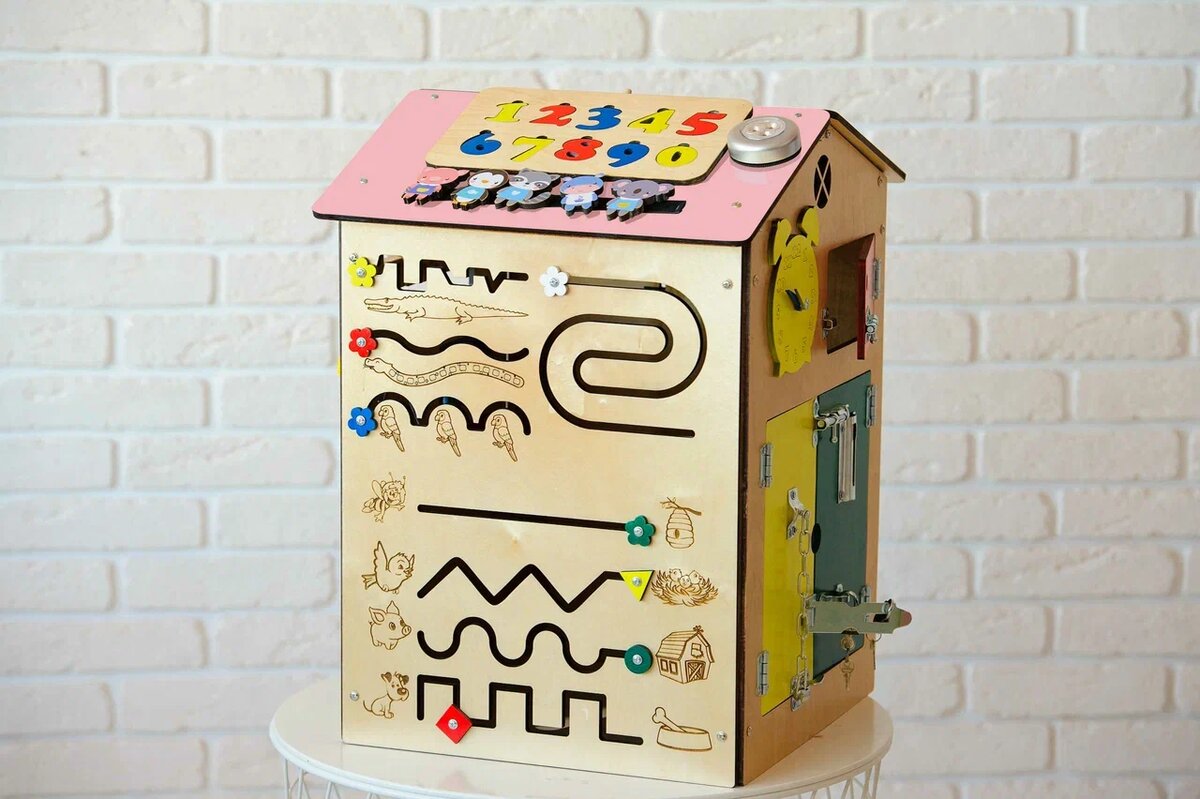 Бизидомик «Находчивый непоседа» Источник: prioritet1.com