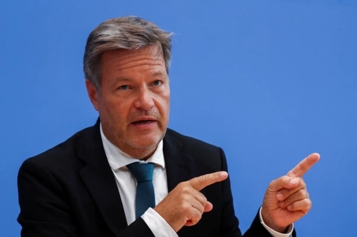    Вице-канцлер Хабек назвал газ из России и рынок Китая наркотиками для ФРГ