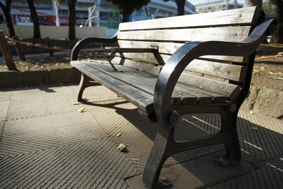 Примеры враждебной архитектуры