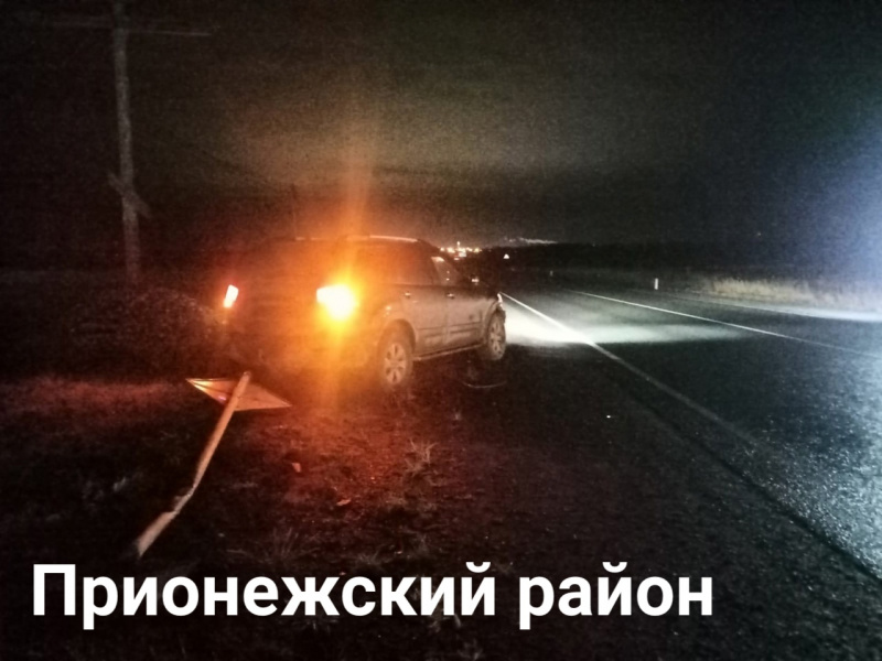    Ребенок на мотоцикле попал под колеса внедорожника под ПетрозаводскомГАИ Карелии