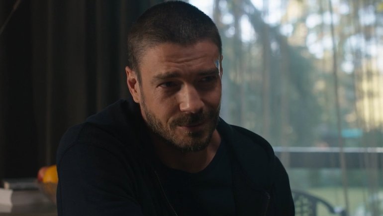    Кадр из сериала «Триггер», реж. Дмитрий Тюрин, Игорь Твердохлебов / «Кинопоиск»