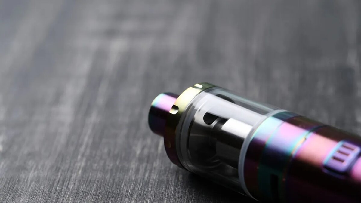    Электронная сигарета.