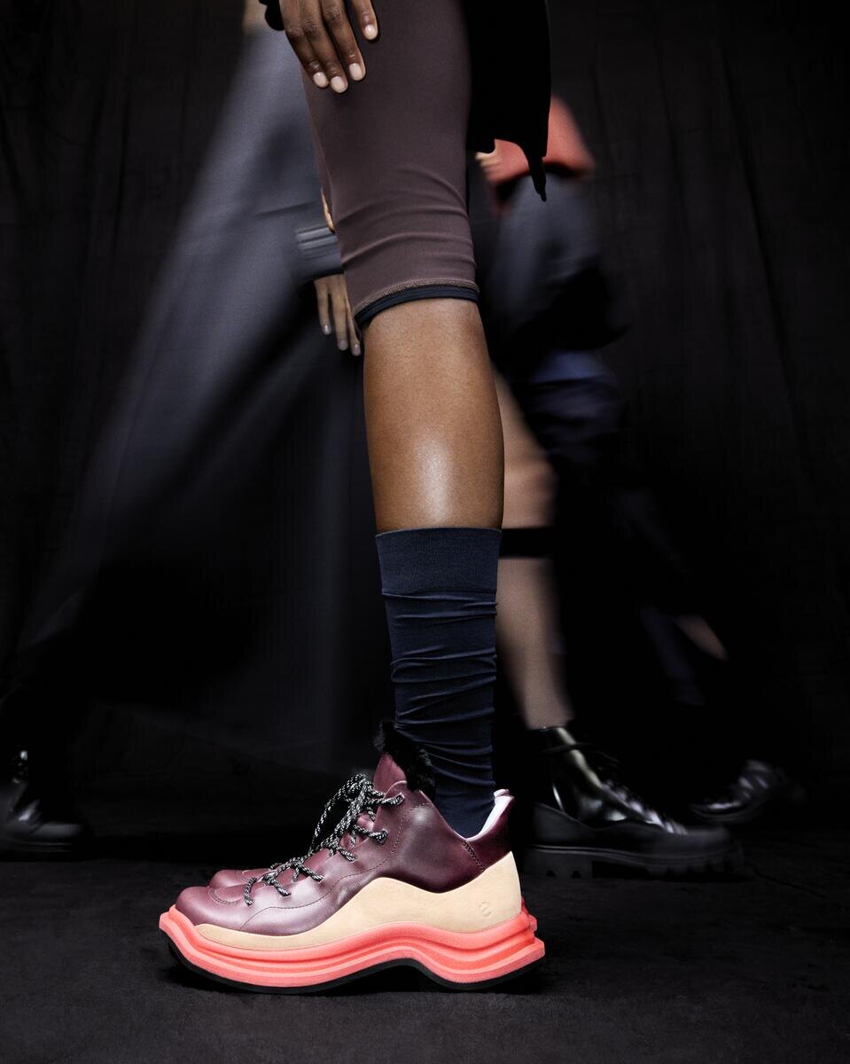    Ecco показал новую коллаборацию с Наташей Рамсей-Леви (фото 3)