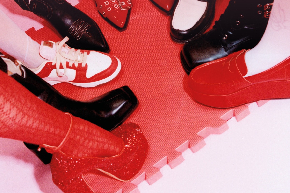     TWICE анонсировали коллаборацию с Megan Thee Stallion