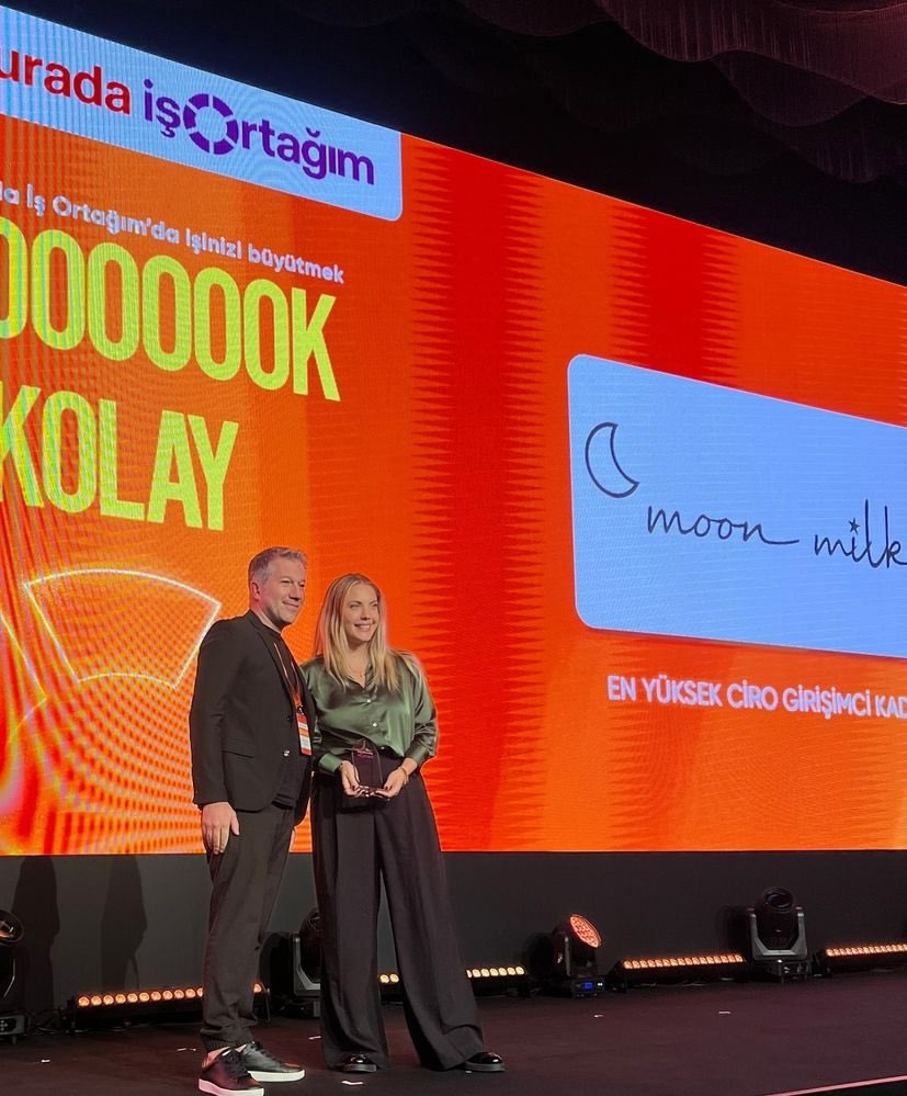 Фото от организаторов награды Hepsiburada