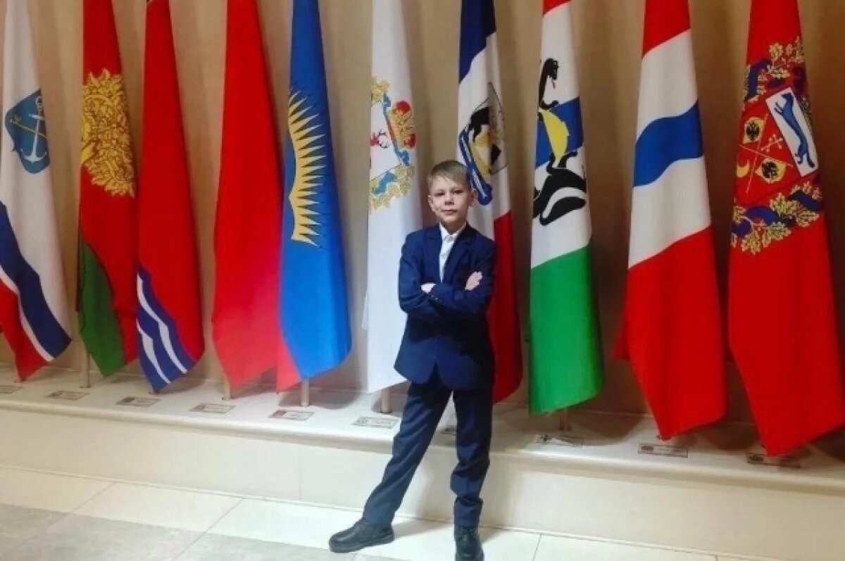    Школьника из Байкальска наградили медалью «За проявленное мужество»