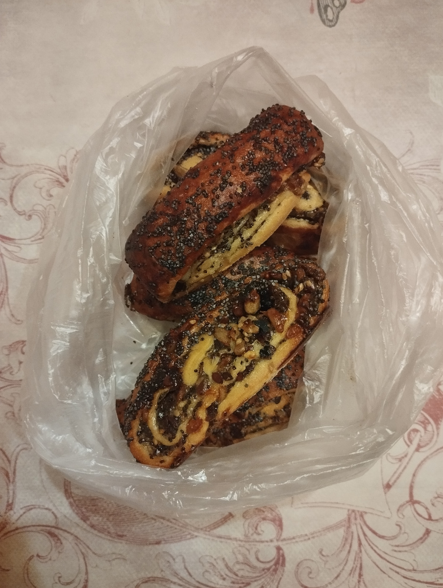 очень вкусные 😋 В них ещё семечки