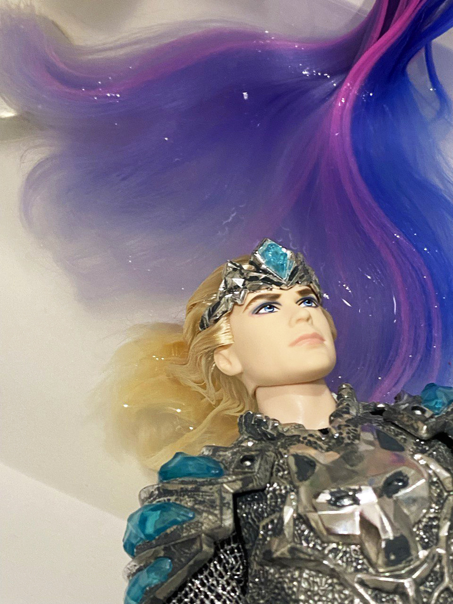 Зигфрид в процессе разоблачения: ты просто космос. На самом деле, это я мою голову моей Флай рядом с ним)