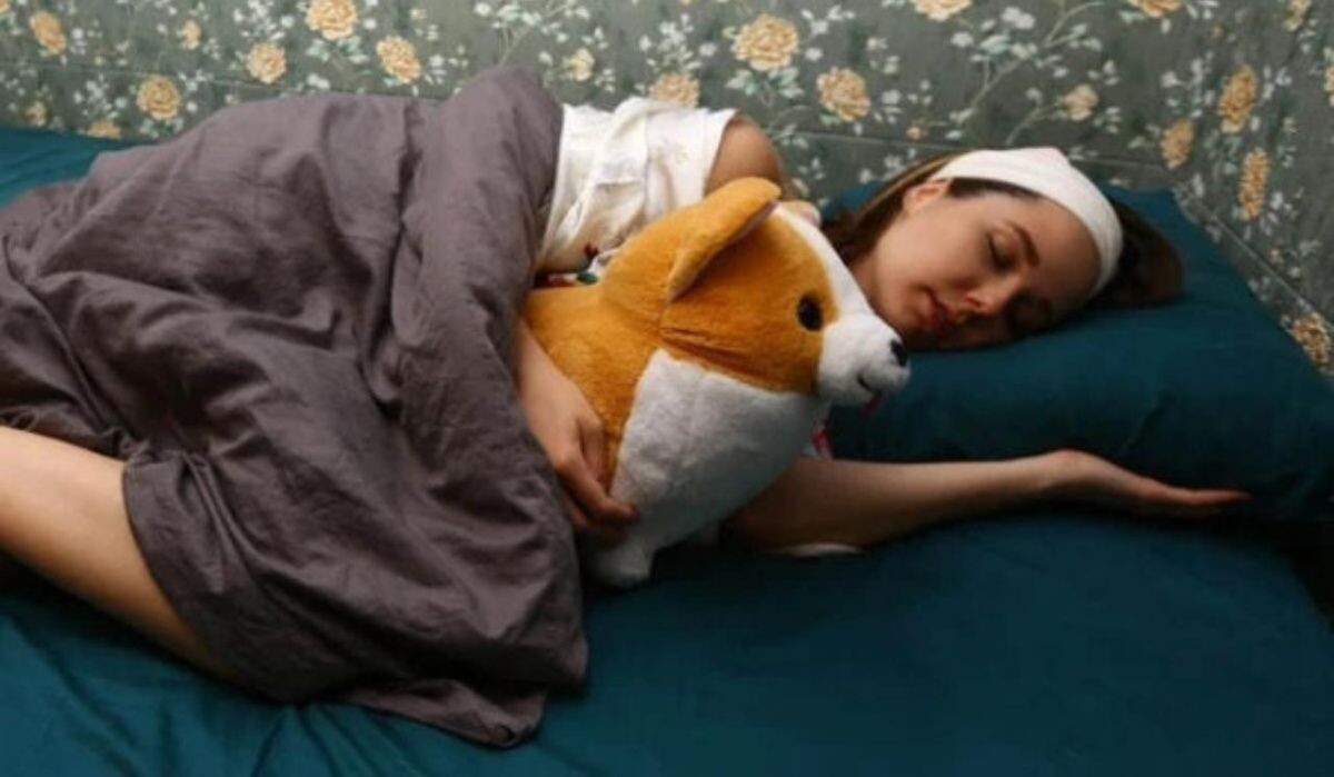     Девушка спит. Источник: kp.ru Автор фото: Оксана Зуйко