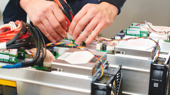    Российских майнеров обязали предоставлять в ФНС данные об объеме полученной криптовалюты Богдан Герцен