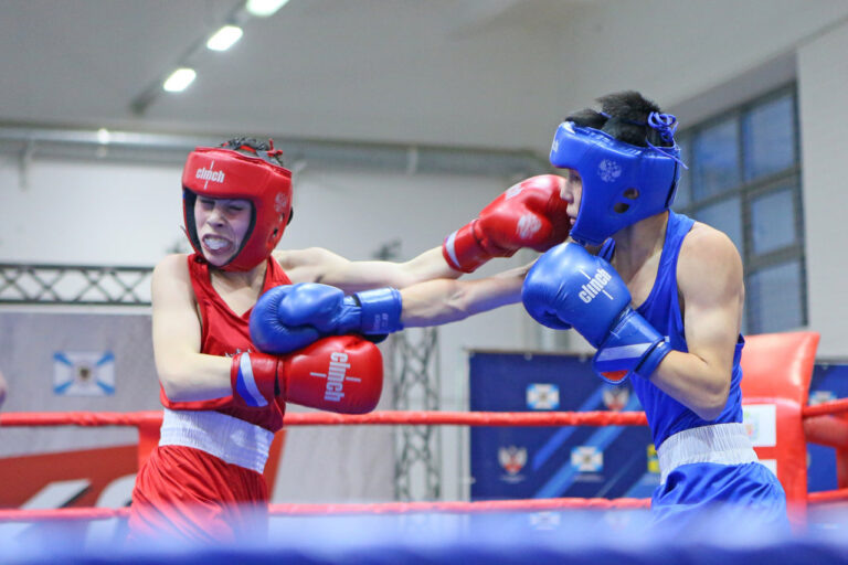    В Оренбурге проходит финал Кубка области по боксу на призы президента федерации Антон Пичурин