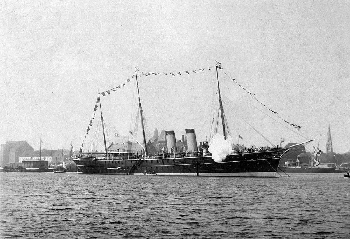 "Полярная звезда". 