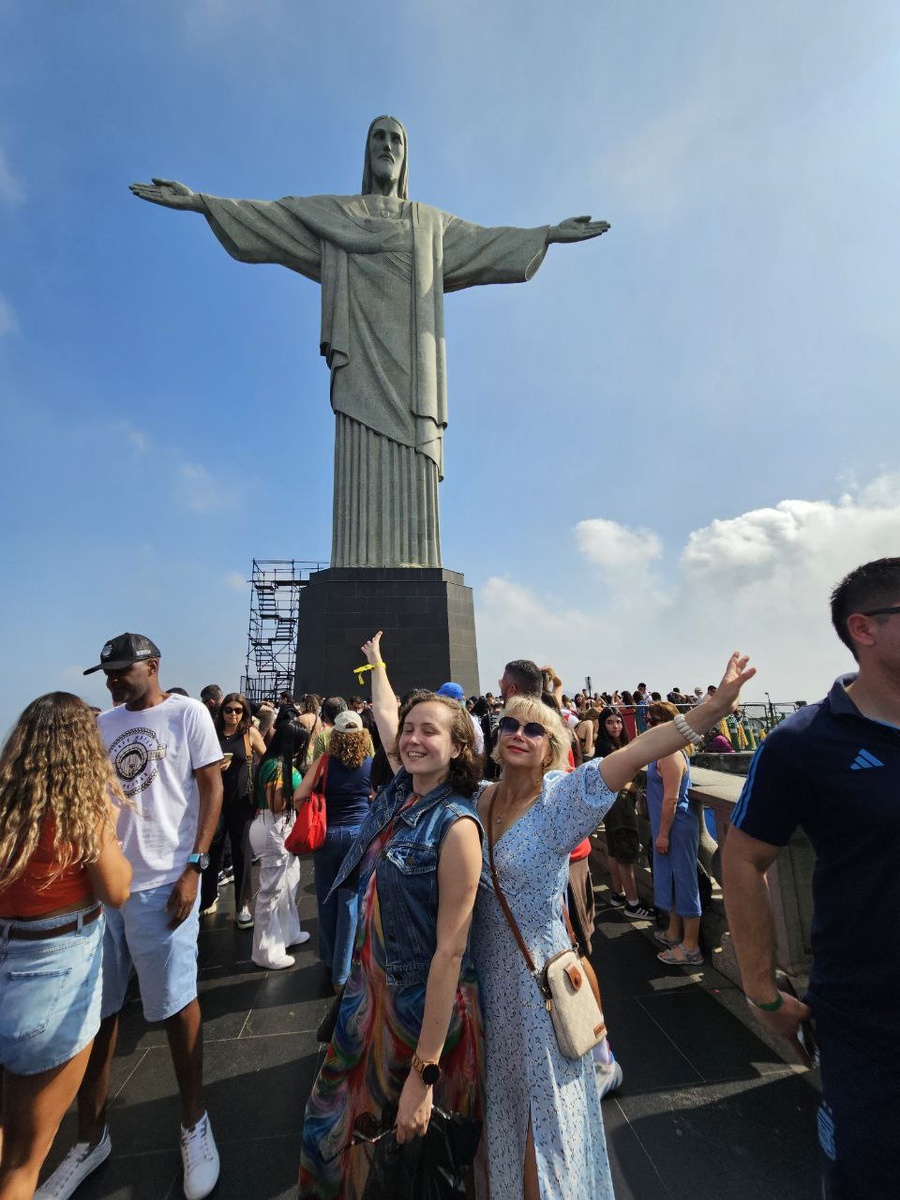 Мы с мамой в июле 2024 года в Рио-де-Жанейро