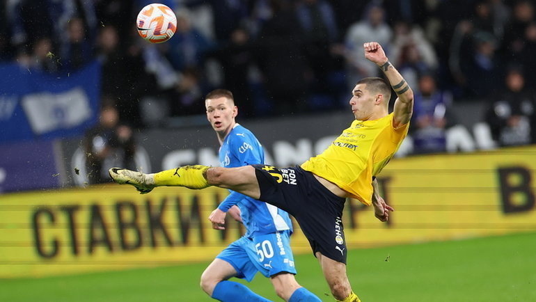    Футболисты Александр Кутицкий (№ 50) и Илья Вахания в матче РПЛ «Динамо» — «Ростов». 1 ноября 2024 года.Александр Федоров