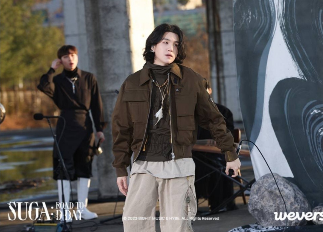 Мин Юнги и так замечательный! Без диет, достаточно грамотно удерживаться в текущем весе. 