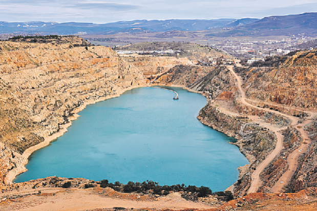 Крым не перестает удивлять  и влюблять в себя. Фото: Фотобанк Лори