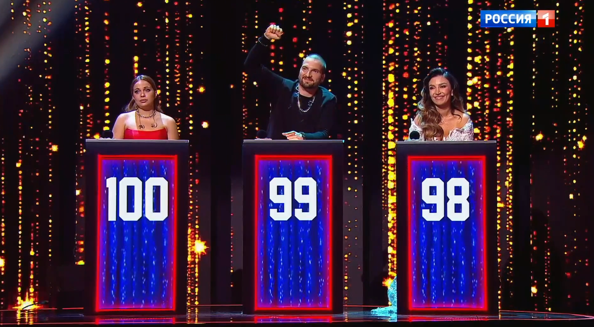 Тройка призёров спецвыпуска. Дарья Храмова, Дмитрий Венгеров и Арпи Абкарян.