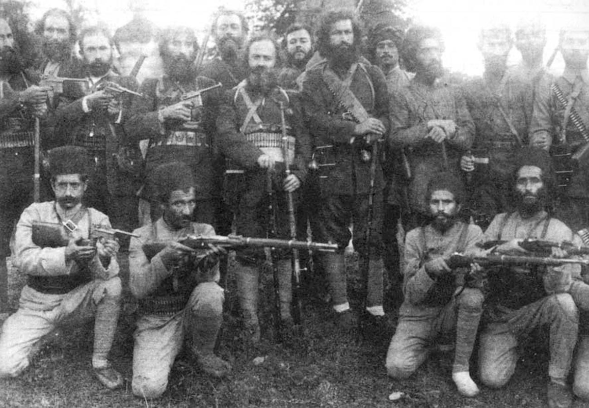 Дженгелийцы и Мирза Кучек-хан