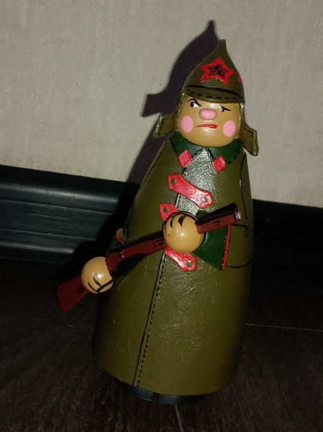 Самоходный красноармеец ушел быстро, но не очень дорого, рублей за 400