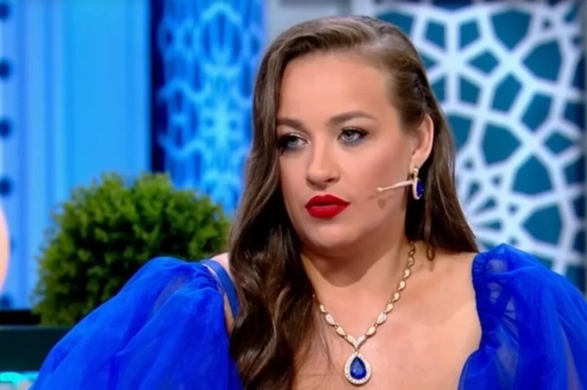    Мать 5 сыновей из Барнаула поссорилась с Ларисой Гузеевой, назвав ее теткой