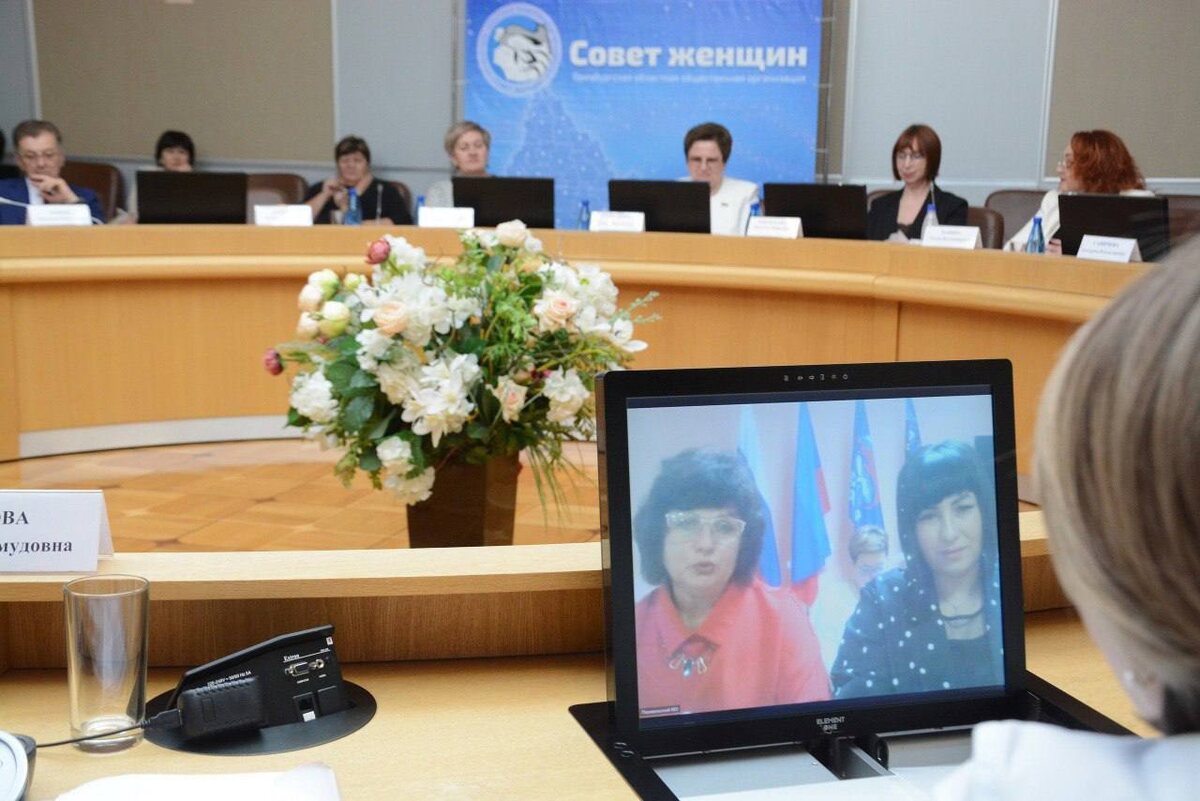  📷    Социальное предпринимательство. В Оренбуржье работала школа гражданской активности Марина Шарт