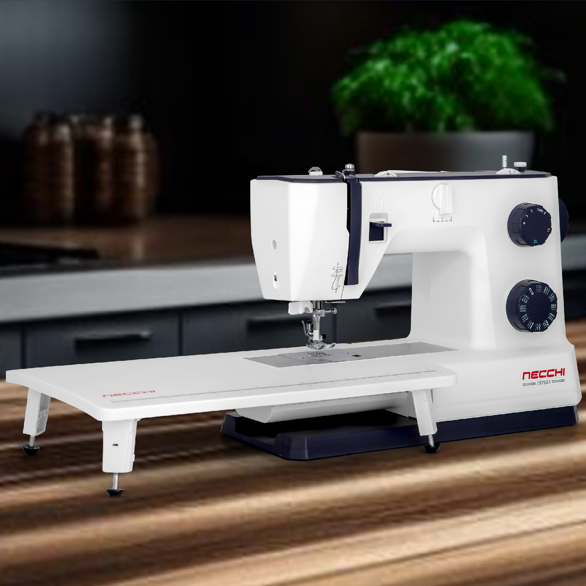 Электромеханическая швейная машина Necchi 7575AT