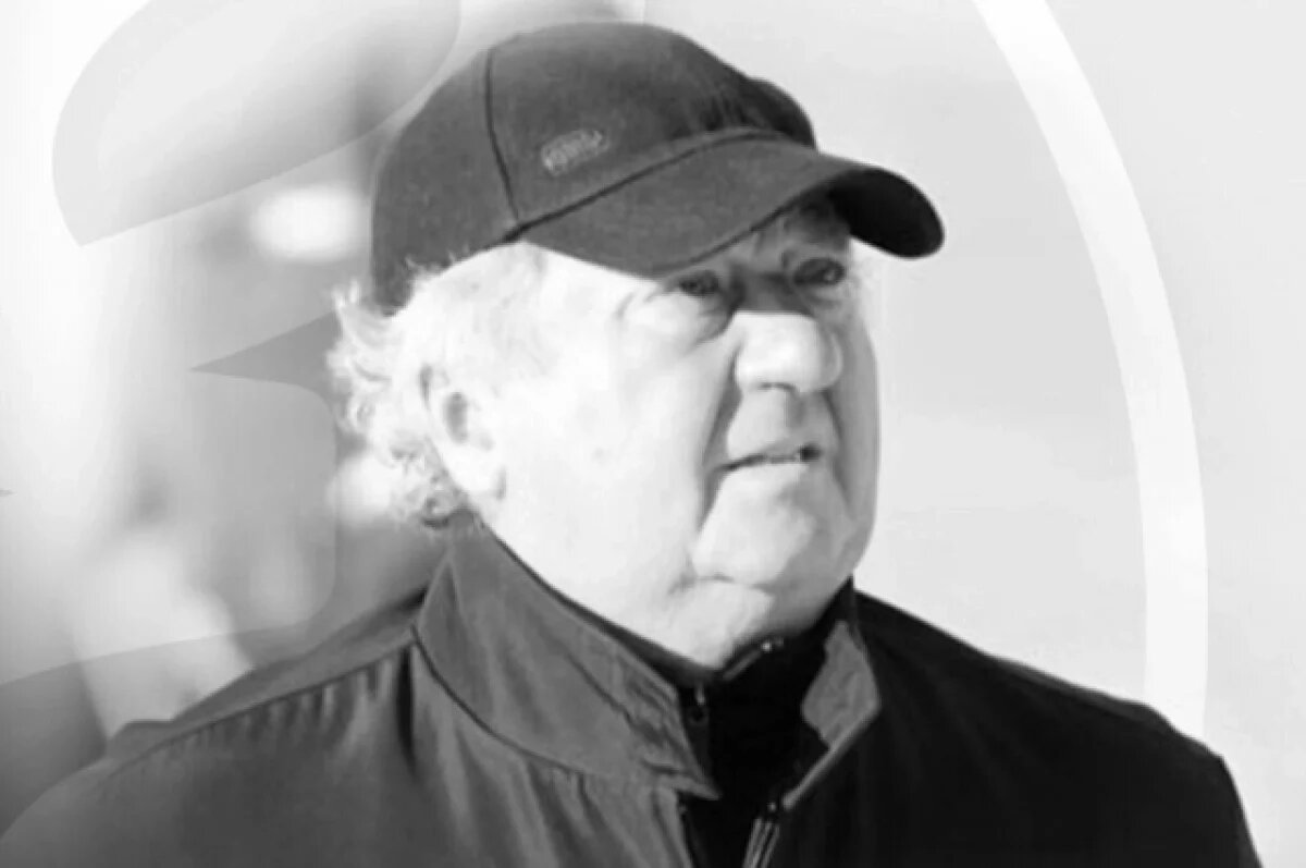    Виктор Иванович Ломанов.