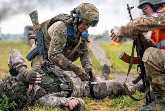    Солдаты ВСУ