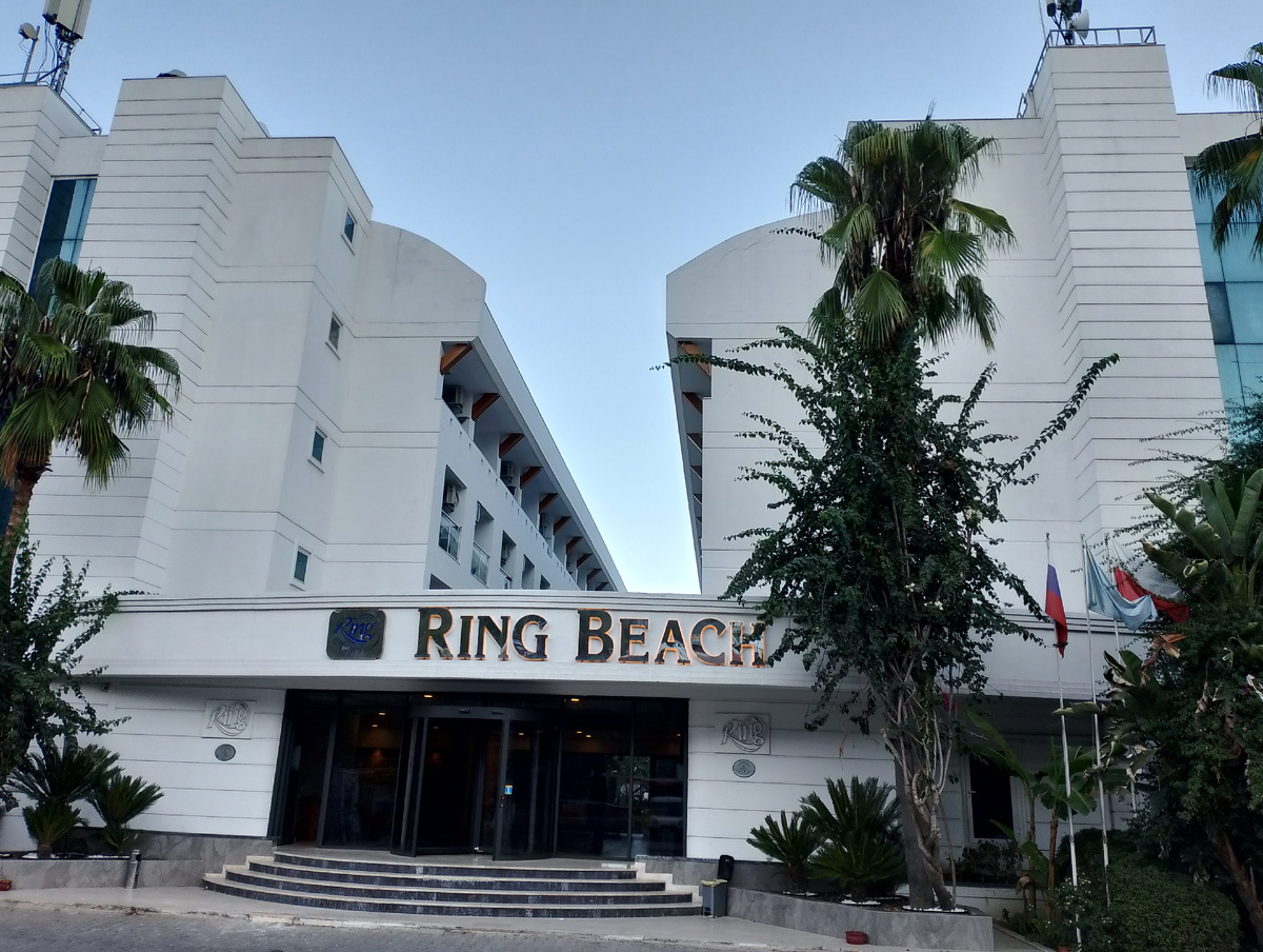 Ring Beach Hotel 5*