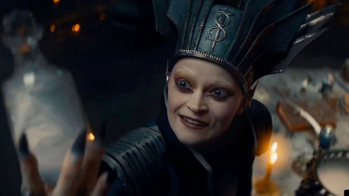 Кадр из фильма. Василина Маковцева в роли Гингемы