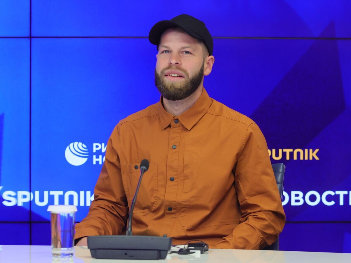    Дэниэл Мартиндейл во время пресс-конференции в Международном мультимедийном пресс-центре медиагруппы "Россия сегодня" в Москве © РИА Новости