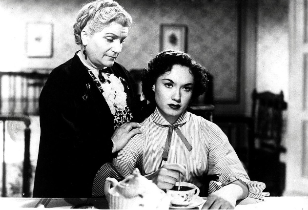 Кадр из фильма "Возраст любви" (1954)