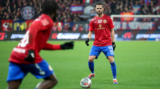    Полузащитник ЦСКА Миралем Пьянич.Дарья Исаева