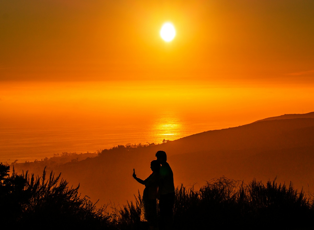 Фото с бесплатного фотостока https://unsplash.com, автор Albert Hsu