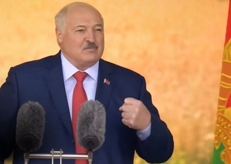    Лукашенко: Россия не собирается нападать на Украину и Евросоюз через Белоруссию