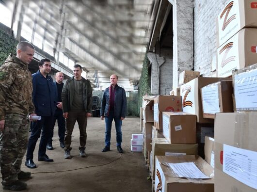    Энергетики передали в Донецке бойцам гуманитарно-техническую помощь //Фото пресс-службы "Россети-Юг"