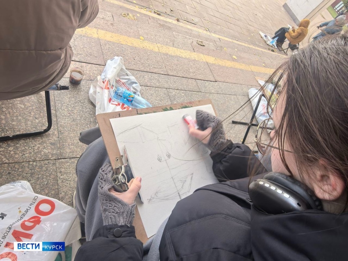    В Курске проходит пленэр для юных курян