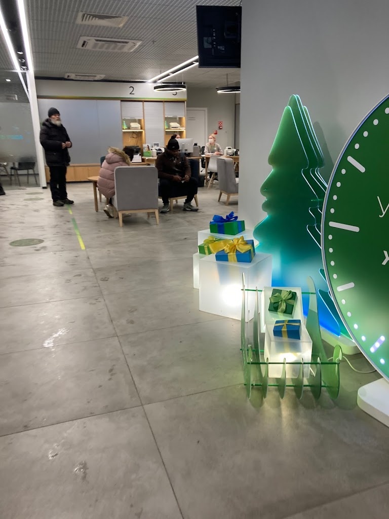 Офис Сбера в ТРК Галерея