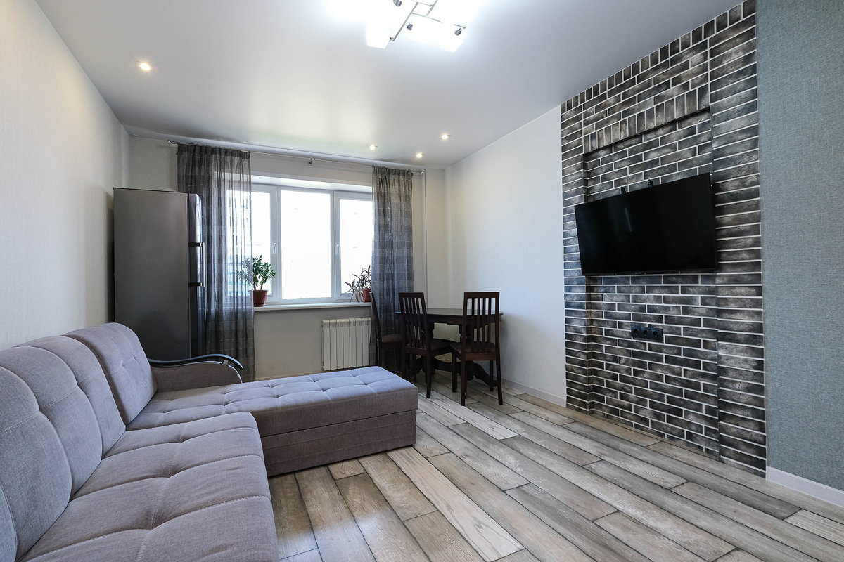 Квартира находится по адресу: Новосибирск, ул. Комсомольская, д.5