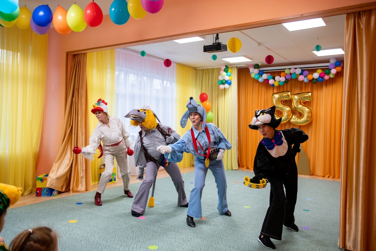 Листайте вправо, чтобы увидеть больше изображений